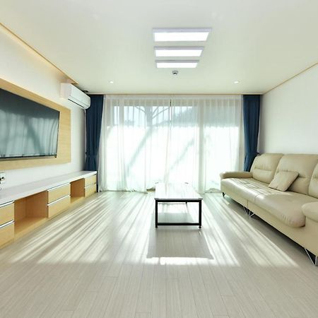 Sokcho Daemyung Heidi Pension Exterior foto